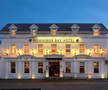 Downings Bay Hotel Eksteriør billede